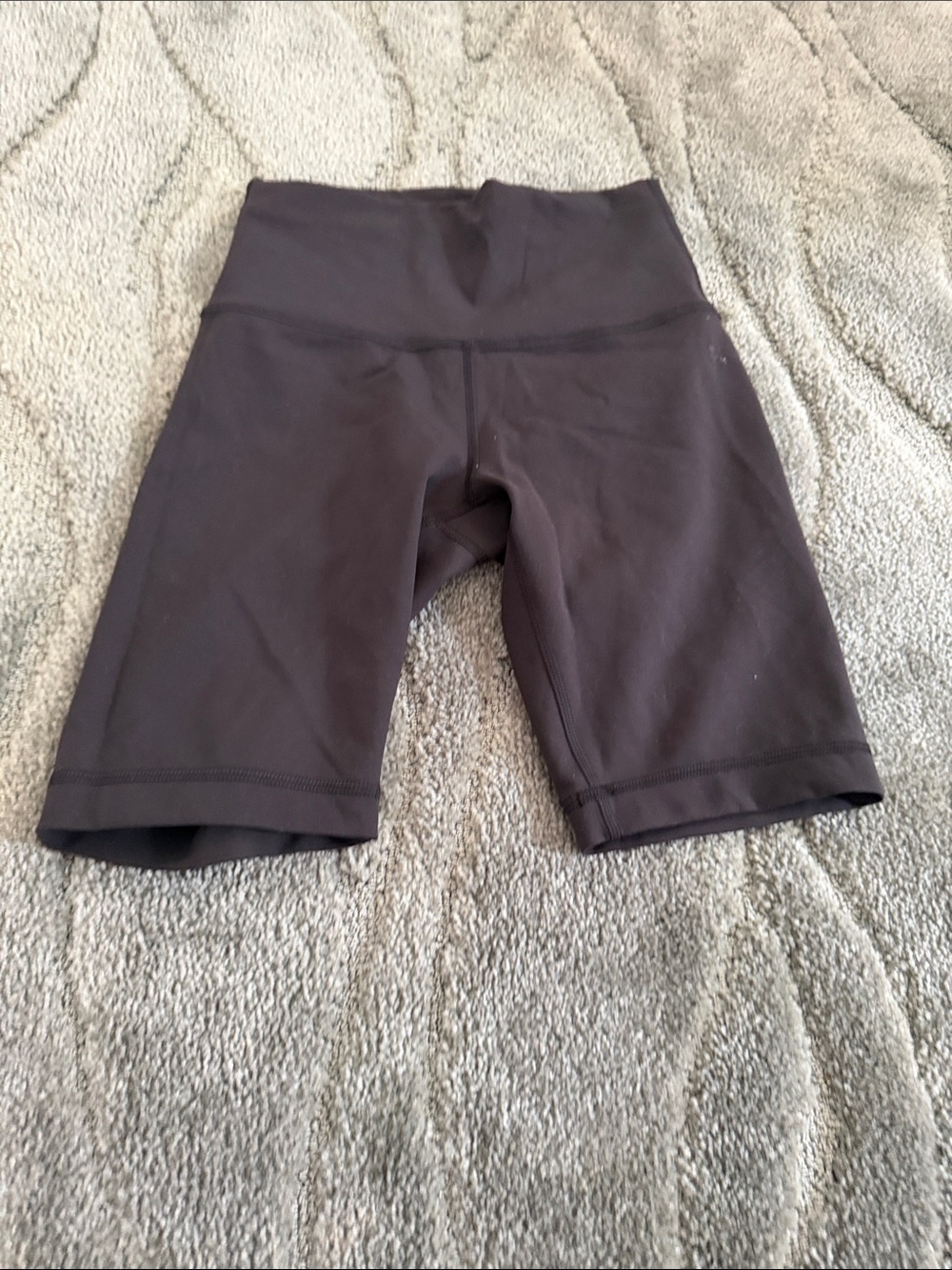 Lululemon size 4 High-Waist Performance Bike Shorts - Black